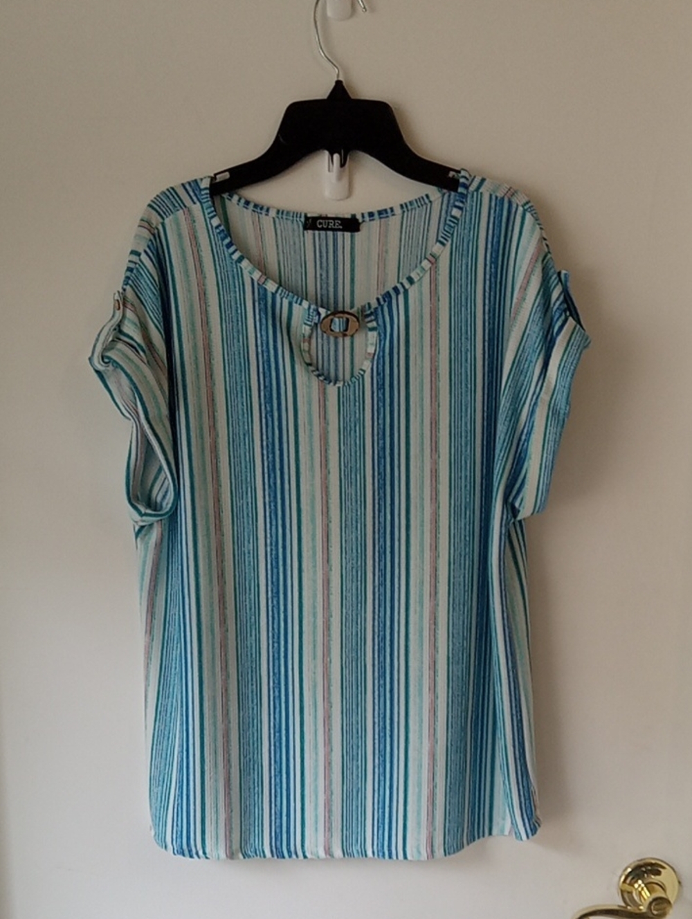 Cure Teal Stripe Cap Sleeve Keyhole Top